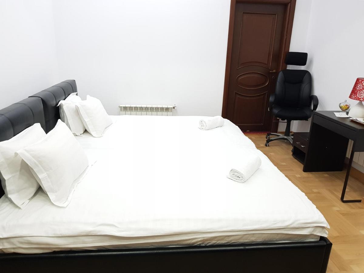 ブカレストApartament Langa Monzaアパートメント エクステリア 写真